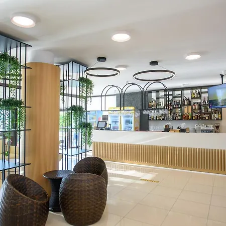 Hotel Tomis Hotel