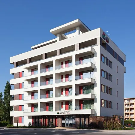 Отель Tomis 3*
