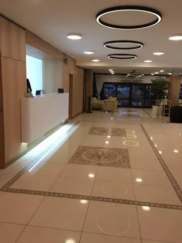 Hotel Tomis Hotel 3*